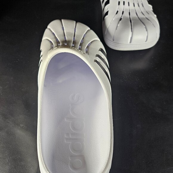 Unisex Adult Adidas Adilette Clogs in Cloud White With Core Black Stripes - Picture 8 of 10